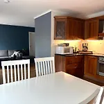 Urban - Spacious And Luminous 100 M2 Urban Flat With 3 Large Bedrooms Appartement Ålesund